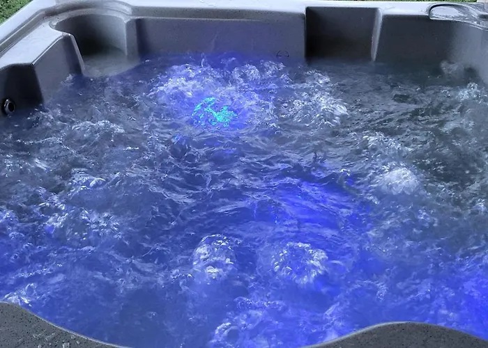 Pogodna Chata, Jacuzzi & Sauna Knurow (Lesser Poland)